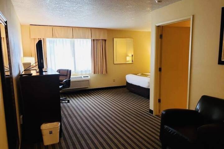 Quality Inn & Suites Vancouver - Hazel Dell