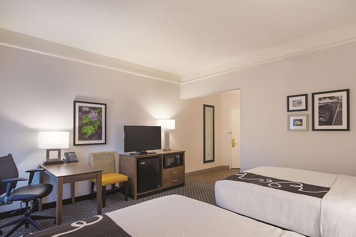 Room 40 of 52