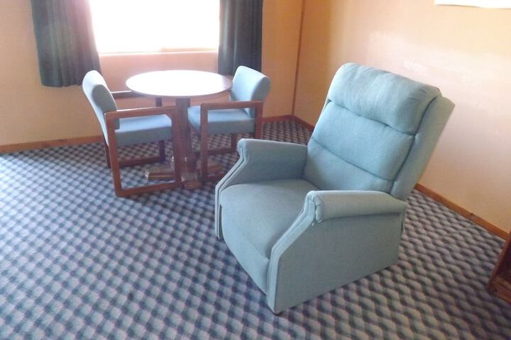 Room 26 of 32