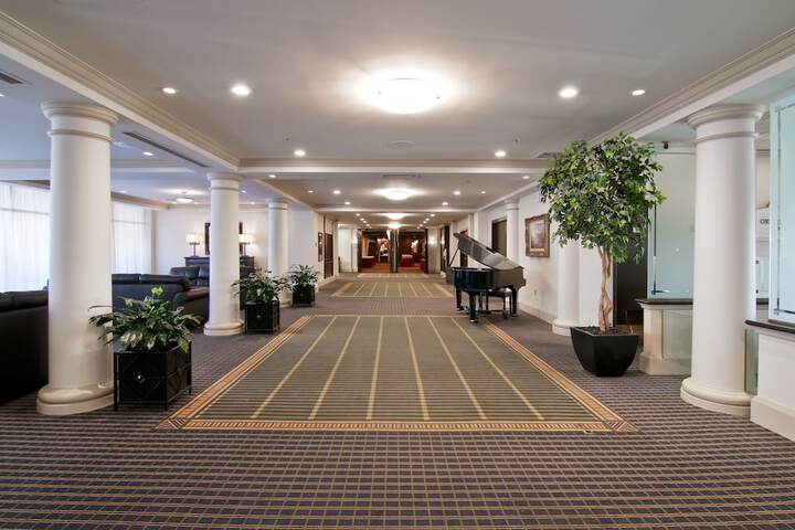 Ballroom/Hall 55 of 60
