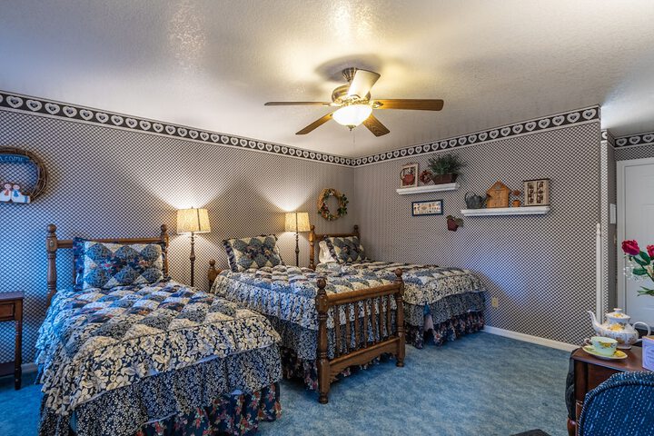 Room 15 of 94