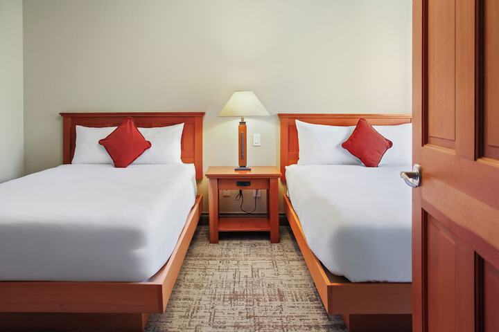 Long Beach Lodge Resort