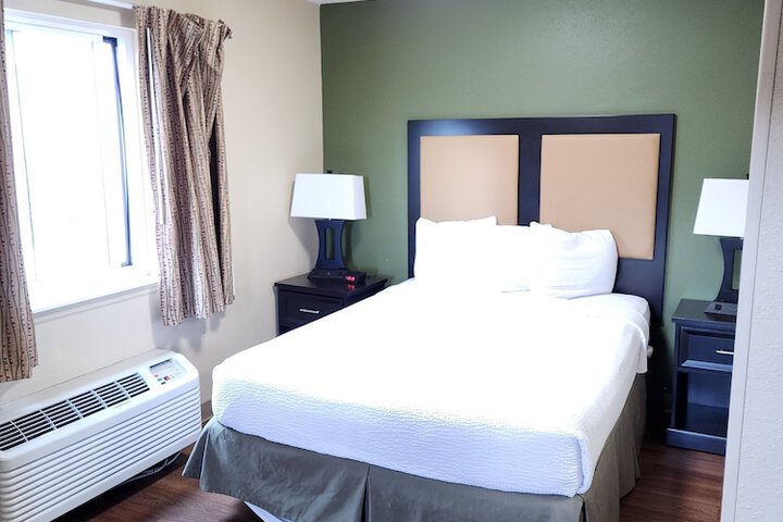 Room 18 of 20