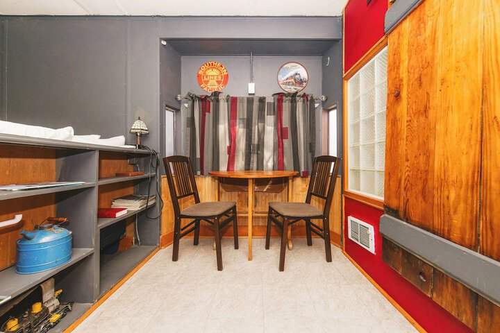 Iron Horse Inn Bed & Breakfast