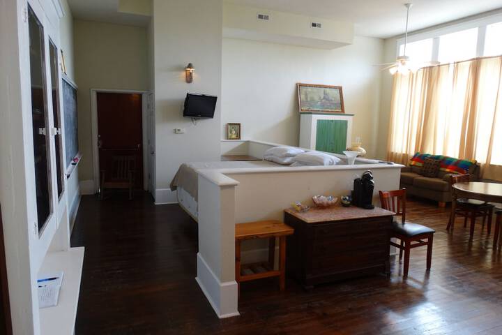 Room 18 of 69