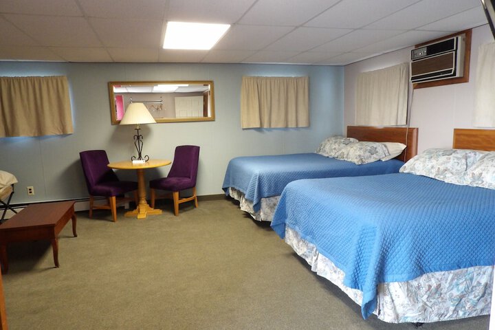 Room 30 of 44
