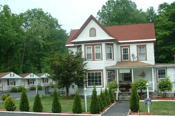 Hotel 9 of 98