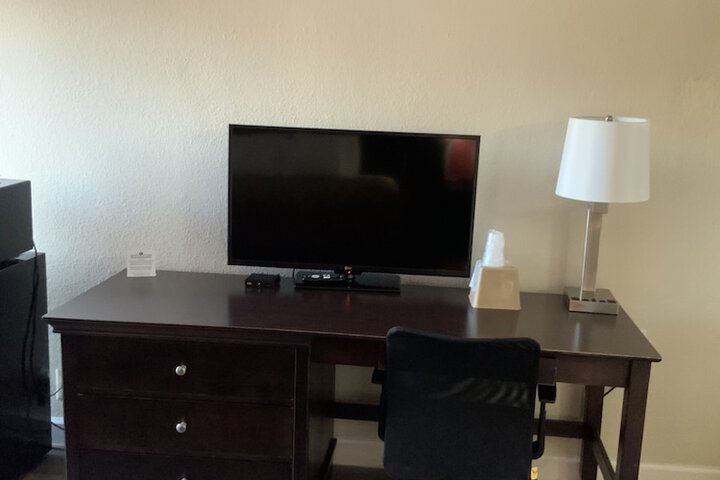 Room 12 of 31