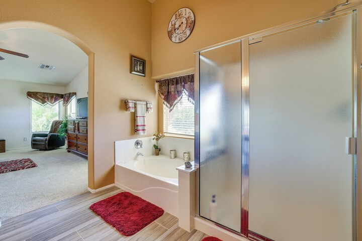 Spacious Maricopa Home Rental w / Pool & Hot Tub!
