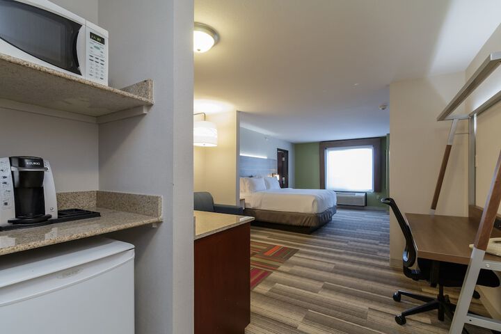 Holiday Inn Express Hotel & Suites South Bend by IHG