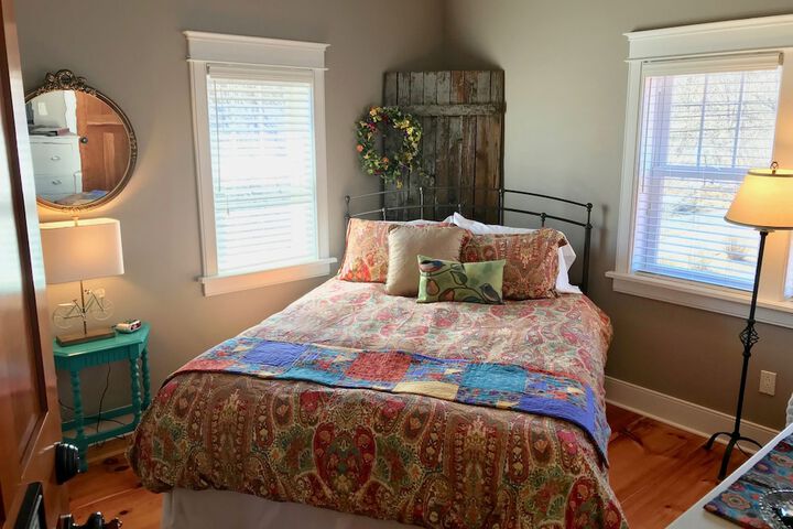 Room 53 of 87