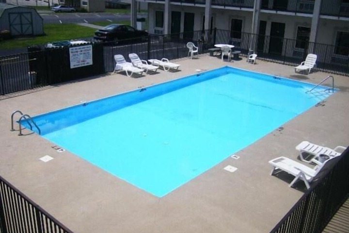 Pool 5 of 34