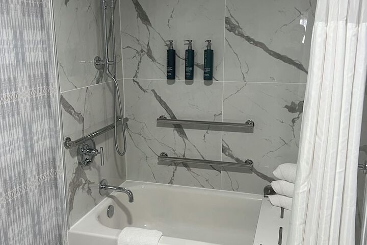 DoubleTree by Hilton Poughkeepsie Convention Center