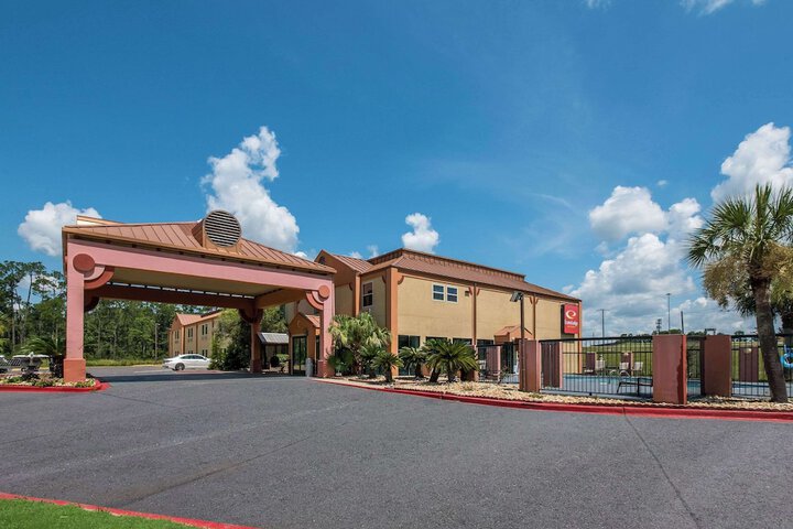 Econo Lodge Inn & Suites Diamondhead