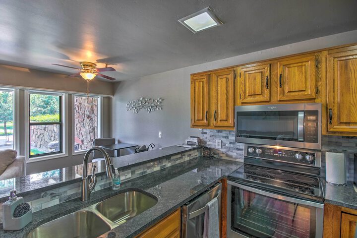 Pool Access: Condo w / Patio in Afton