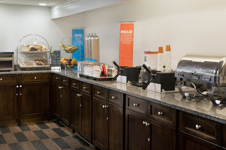 Breakfast/Coffee Service 39 of 45