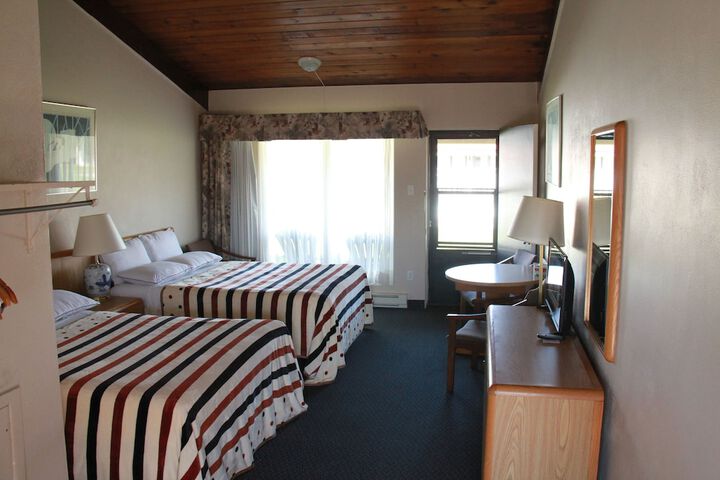 Room 30 of 82