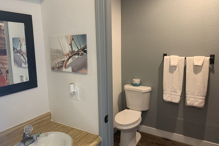 Room 41 of 158