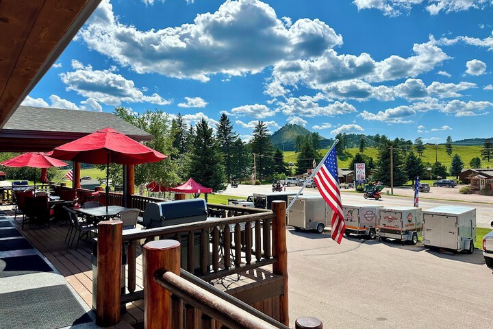 Mountain View Lodge & Cabins