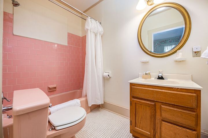 Wayside Inn