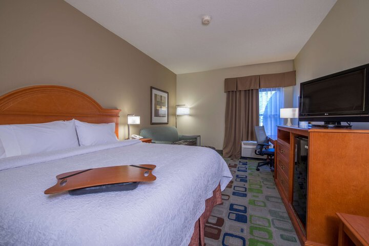 Hampton Inn Atlanta - Newnan
