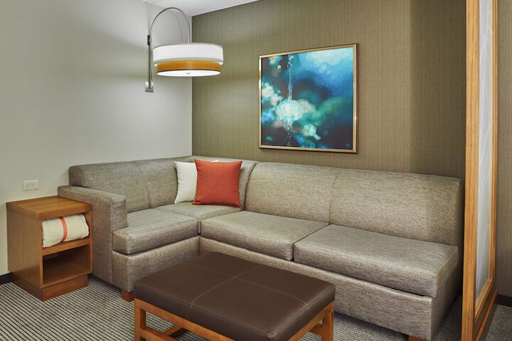 Room 17 of 43