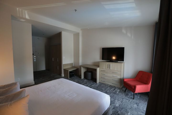Room 15 of 87