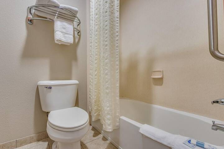 Room 20 of 53