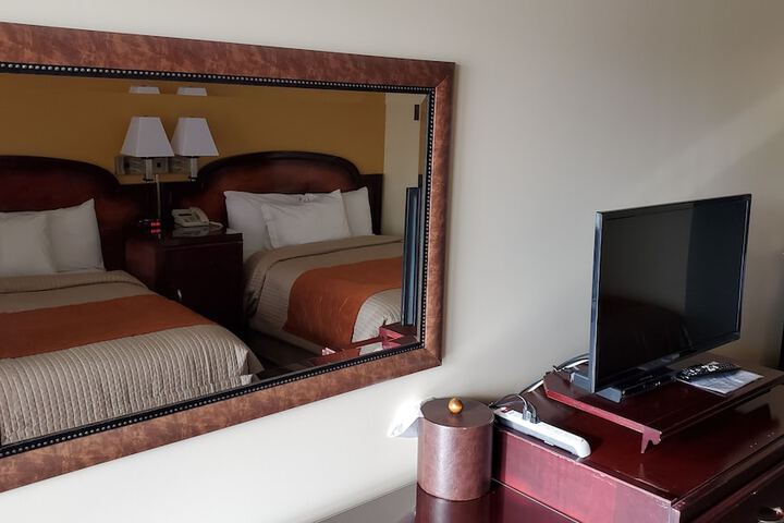 Imperial Fireside Inn