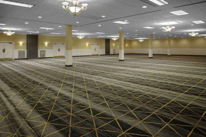 Holiday Inn Hotel & Suites Boston - Peabody by IHG