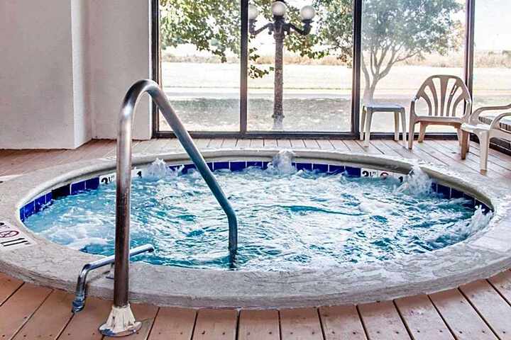 Clarion Inn