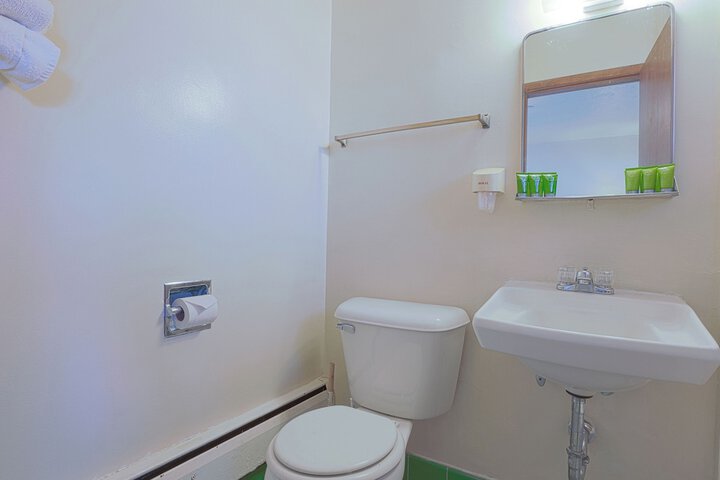 Room 41 of 48