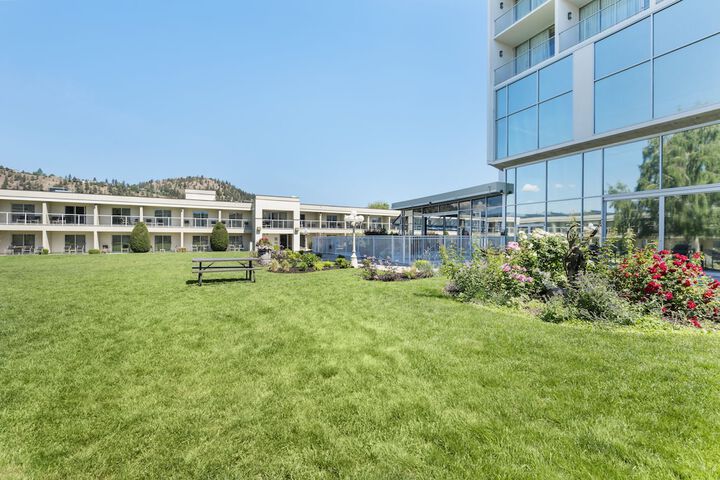Best Western Plus Kelowna Hotel & Suites