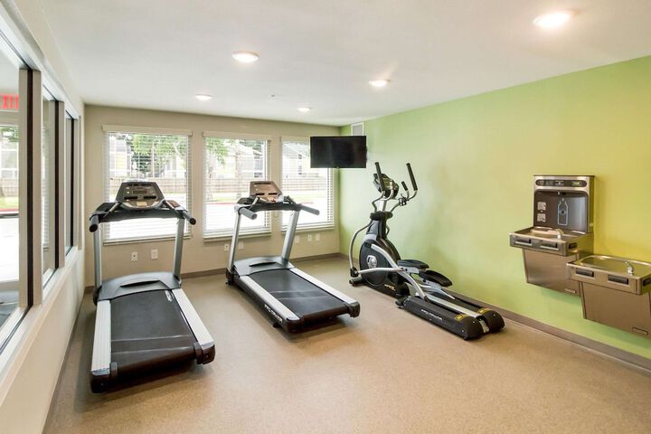 WoodSpring Suites Lake Jackson