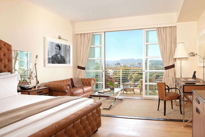 Room 30 of 54