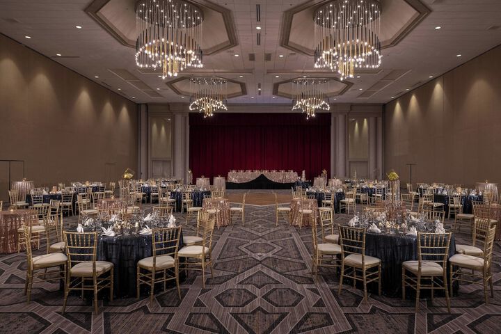 Renaissance Dallas Addison Hotel