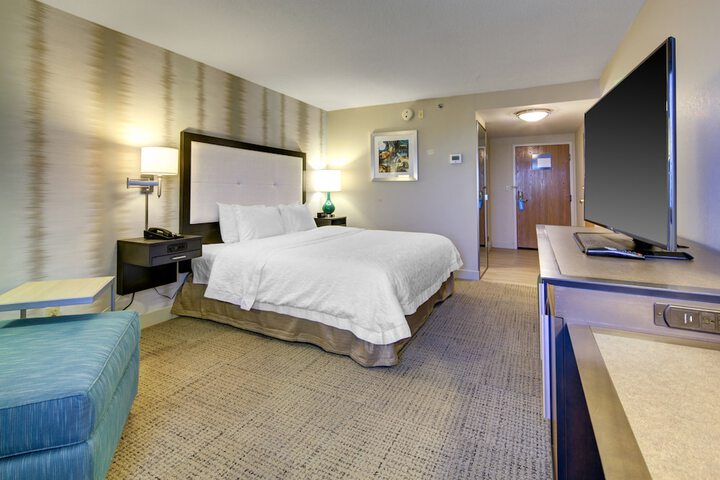 Room 22 of 48