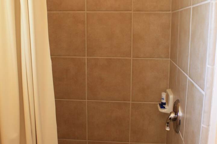 Room 11 of 24