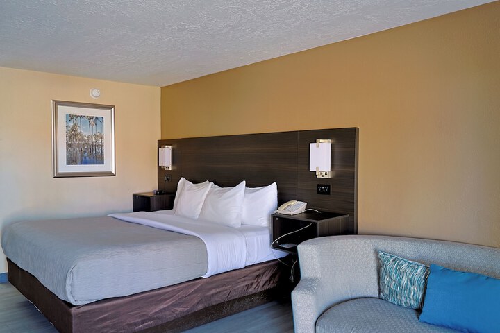 Quality Inn Kennedy Space Center