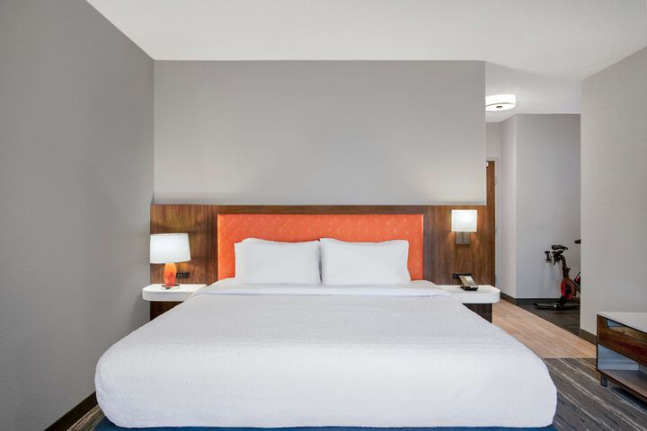 Room 20 of 38