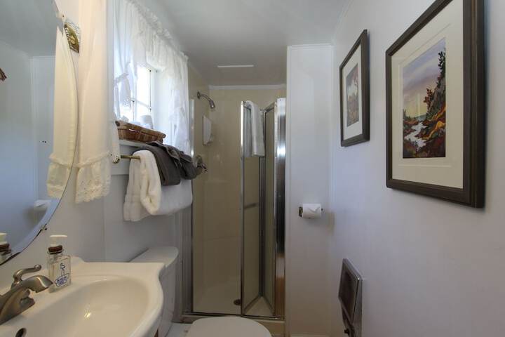 Room 12 of 42