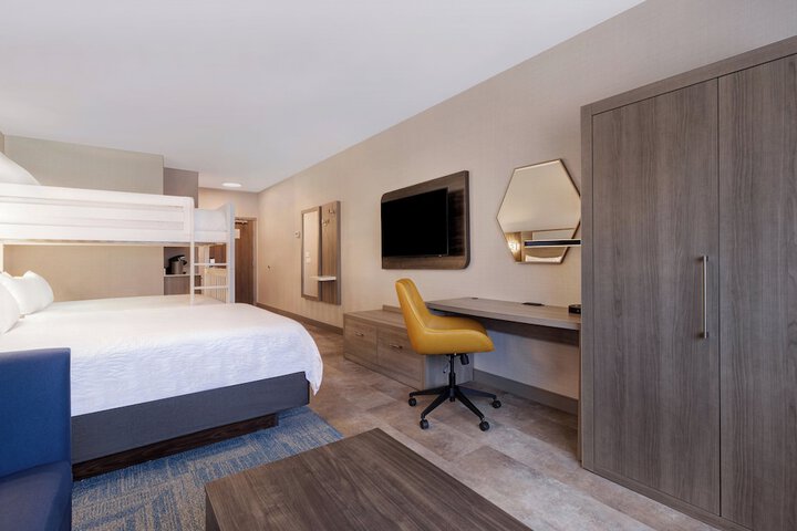 Holiday Inn Express & Suites Moab by IHG