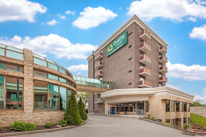 Quality Hotel Fallsview Cascade