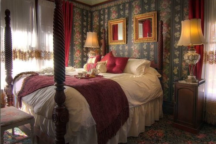 Room 19 of 118
