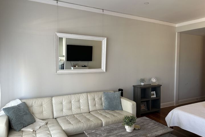 Room 77 of 100
