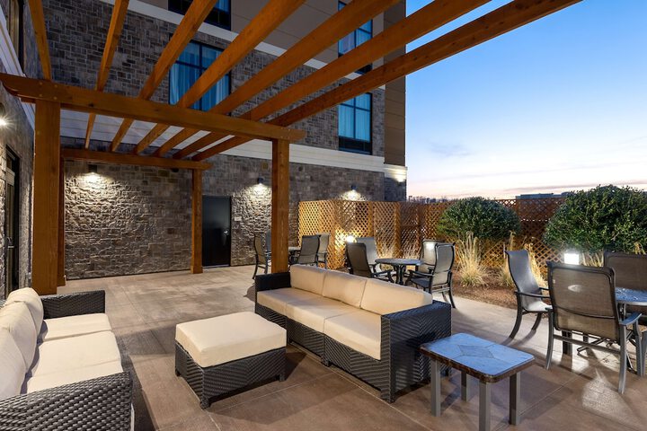 Terrace/Patio 39 of 42