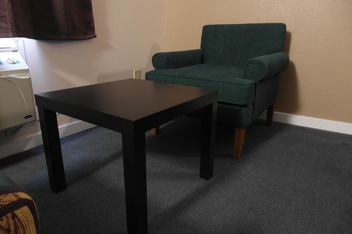 Room 16 of 27