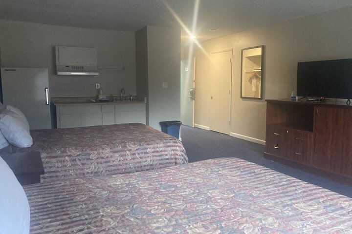Room 21 of 25