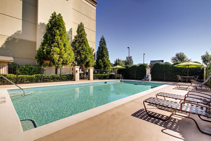 Pool 11 of 43