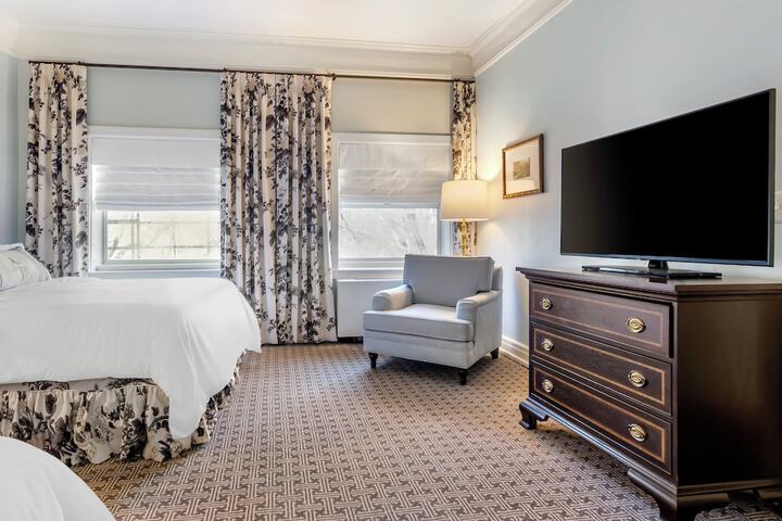 Room 100 of 218